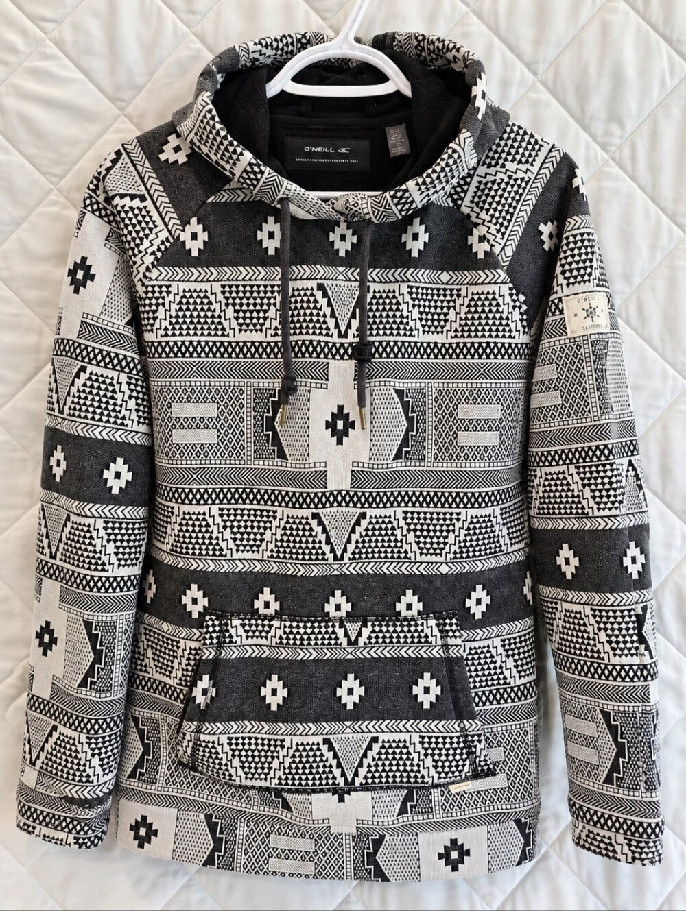 O'Neill Women's XL Geometric Aztec Fleece Pullover Hoodie Black White